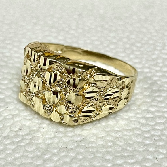 Brand New 10K Real Gold Square Nugget Ring - Picture 13 of 17